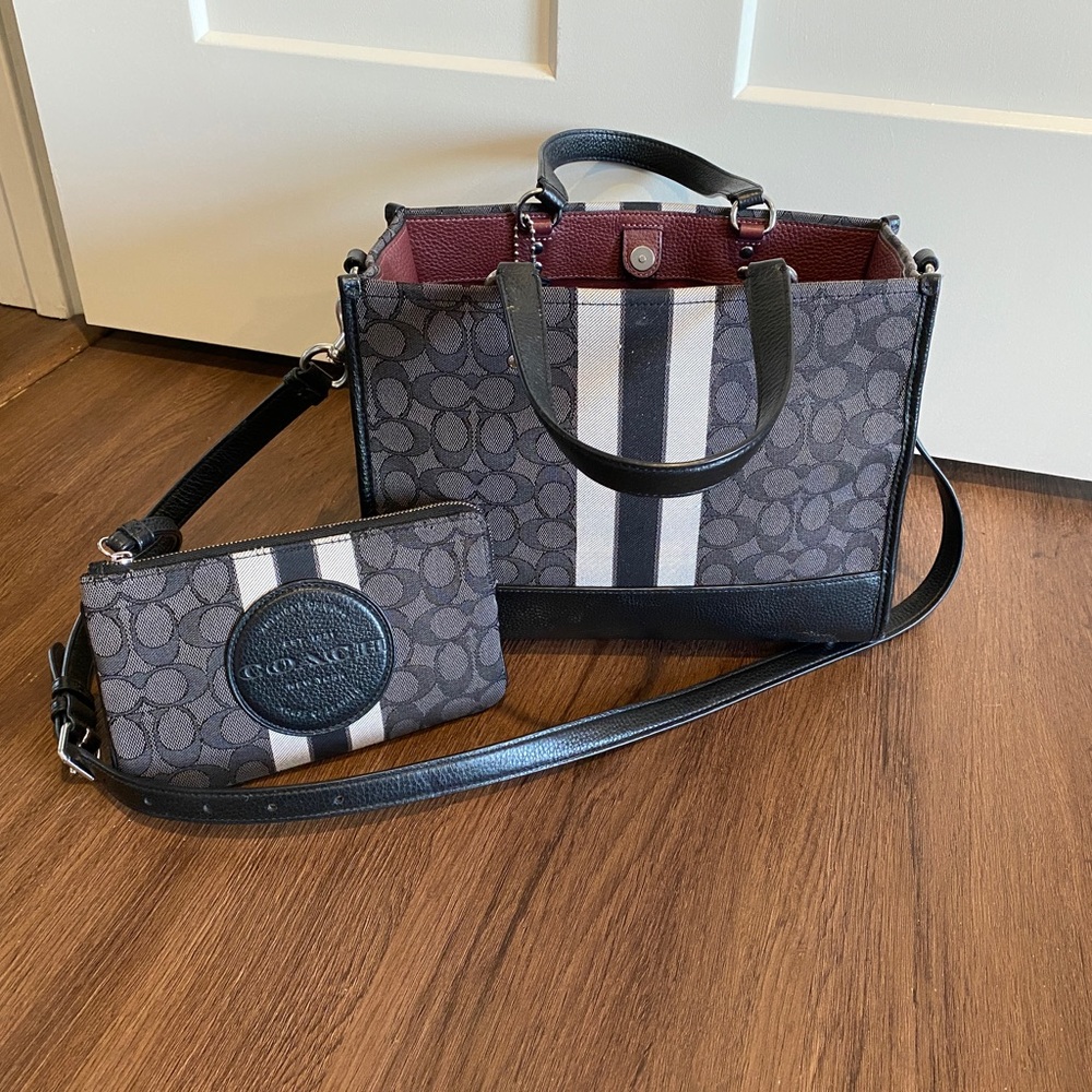 Coach Dempsey Black